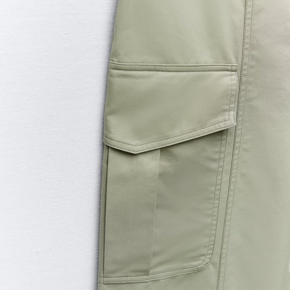 Zara WIDE LEG TECHNICAL FABRIC JUMPSUIT - Picture 3 of 13